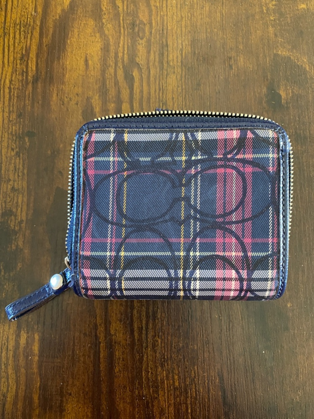 Coach Compact Wallet - Picture 2 of 9